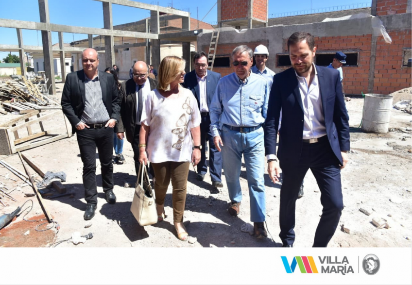 Villa María: Schiaretti visitó nuevamente la ciudad, hizo entrega de aportes y junto al intendente recorrió las obras en marcha