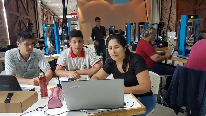 Villa María: Alumnos y docentes de escuelas técnicas y Proa se capacitaron en impresión 3D en la Tecnoteca