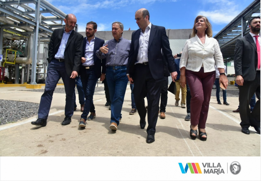 Villa María: Schiaretti llegó a la ciudad para otorgar beneficios de promoción industrial a AcaBio, que invierte 53 millones para ampliar su planta