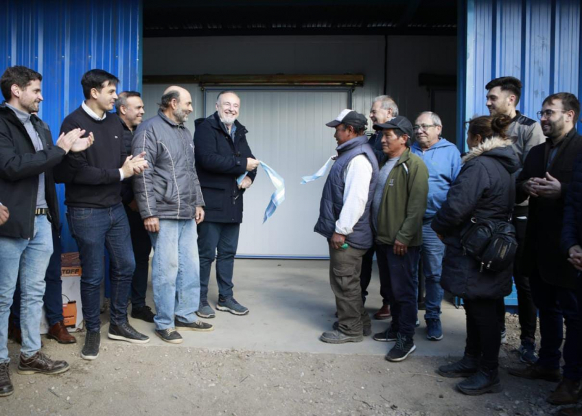 Villa María: El intendente accastello y el ministro Busso inauguraron una cámara de frío en el Mercado de Abasto