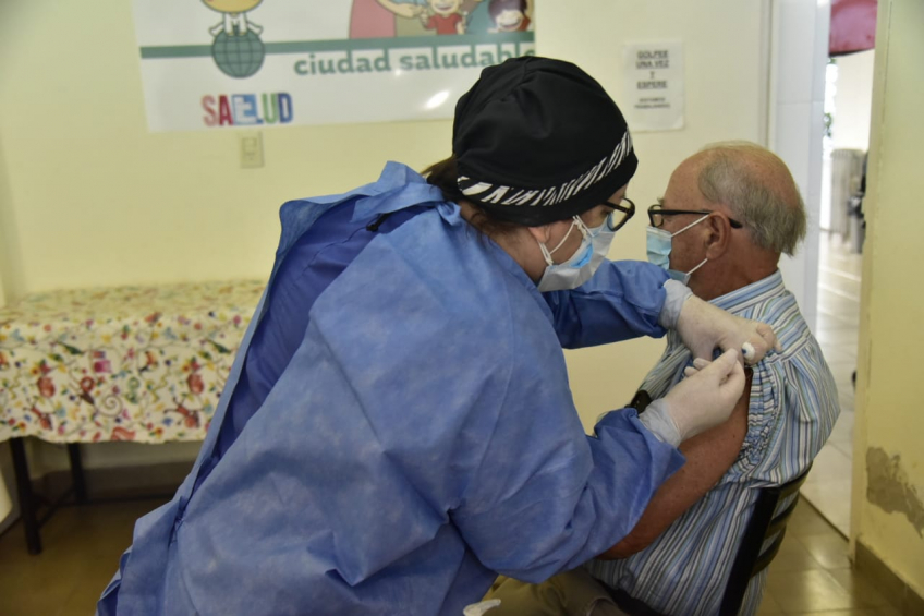 Villa María: En la Asistencia Pública, se vacunaron esta mañana más de 180 personas contra el covid 19
