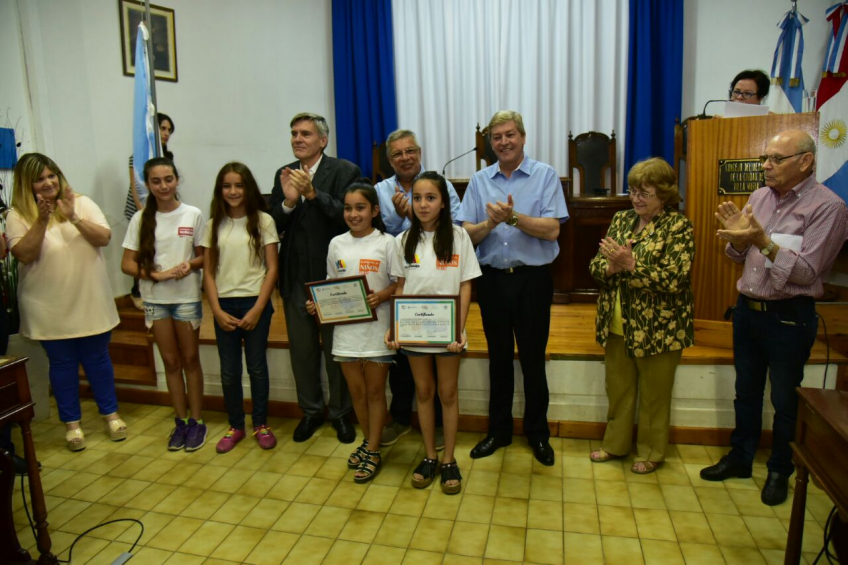 Villa María: Kiara Bergesio y Luana Peralta fueron elegidas como intendenta y viceintendenta de los niños para 2018   