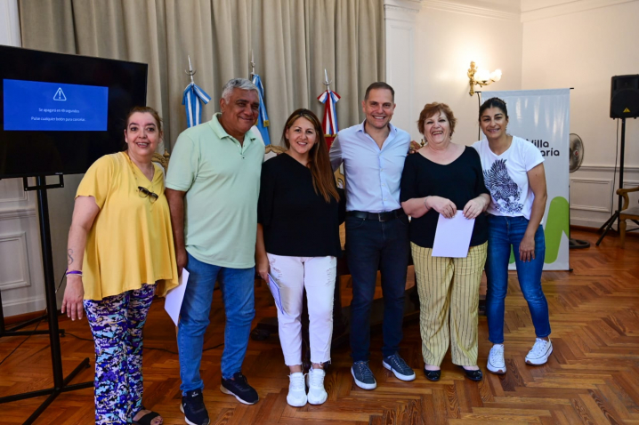 Villa María: Vecinos y vecinas de la ciudad recibieron su certificado por participar del Taller de Memoria ÁgilMente
