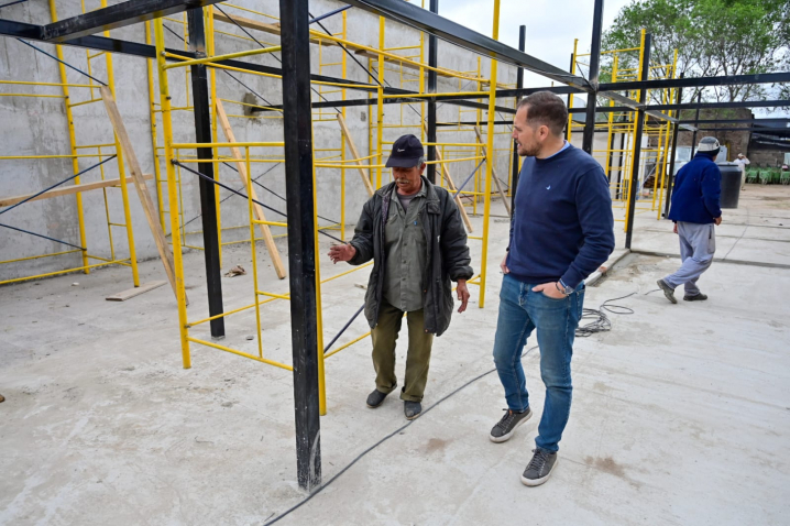 Villa María: En barrio Nicolás Avellaneda, la estructura del nuevo Centro de Desarrollo Infantil se apresta para iniciar las tareas de techado